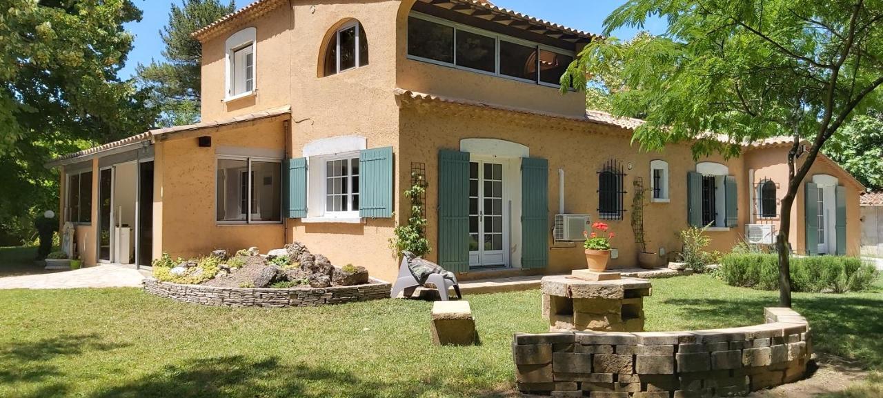 Au Bord De L'Alzon Daire Uzès Dış mekan fotoğraf