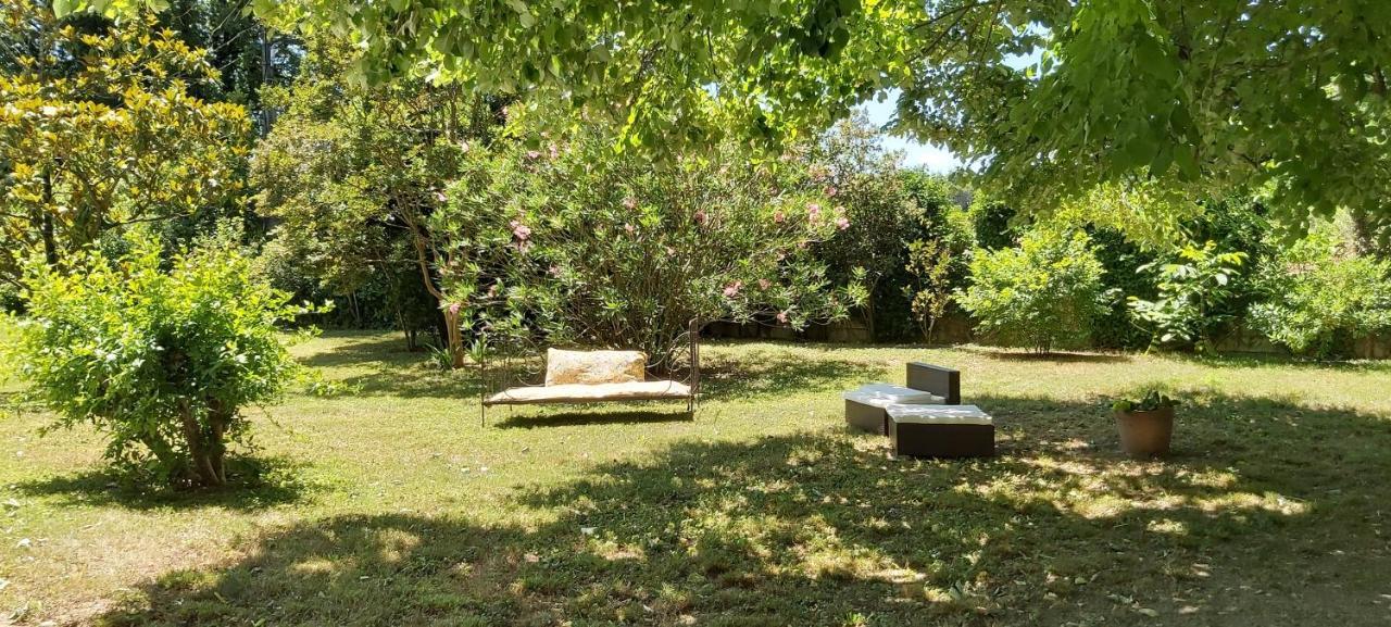 Au Bord De L'Alzon Daire Uzès Dış mekan fotoğraf